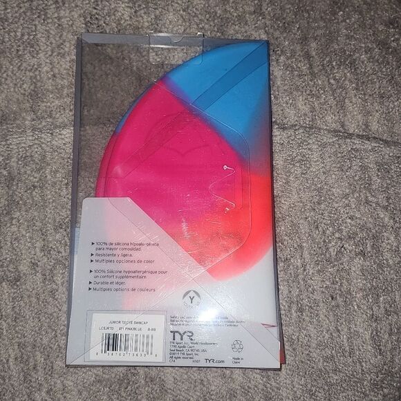 TYR Tie Dye Silicone Youth Fit Cap In Pink/Blue - Picture 4 of 5